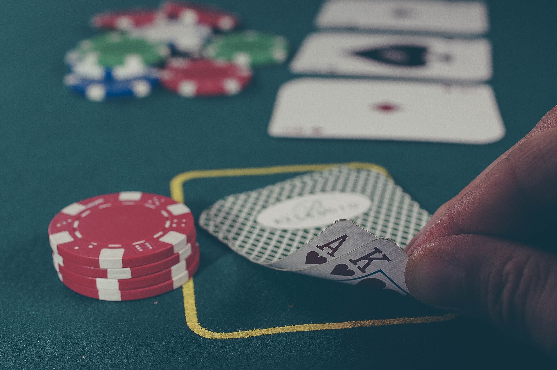 Main Event Dealers Training Schools